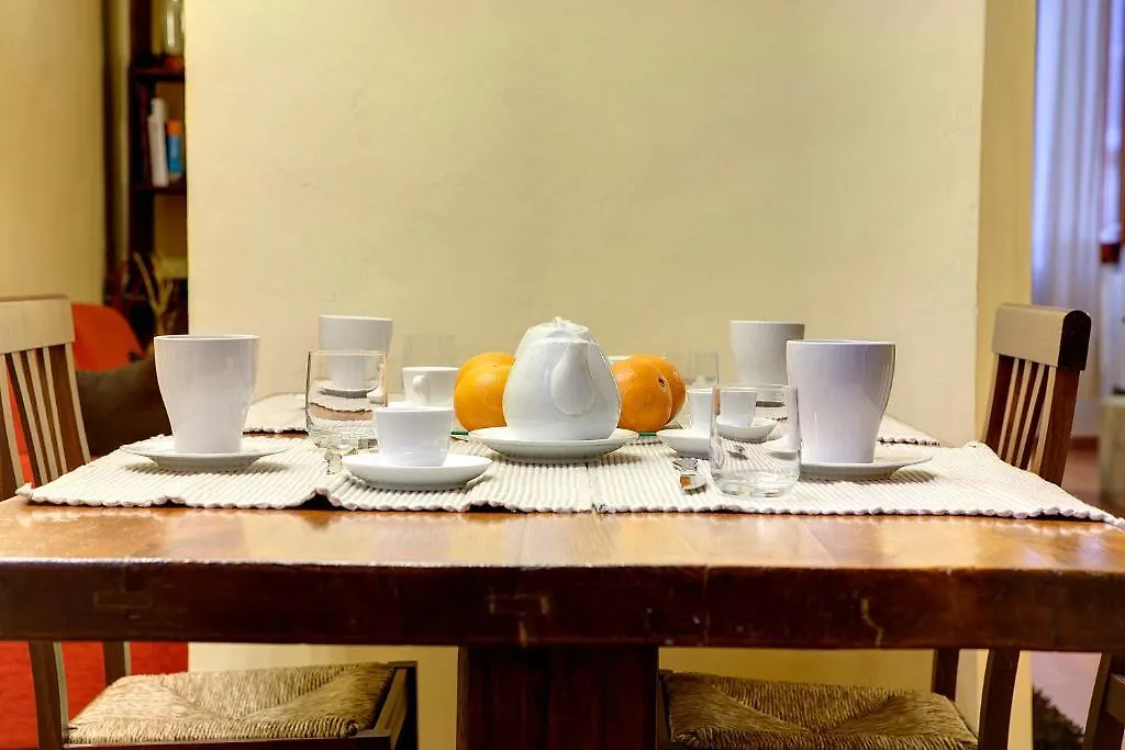 Pitti Living B&B Florencja 2*,